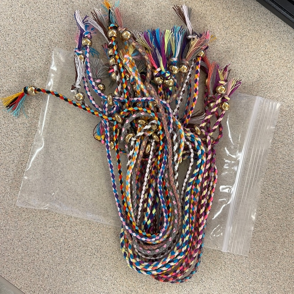 16 colorful friendship bracelets